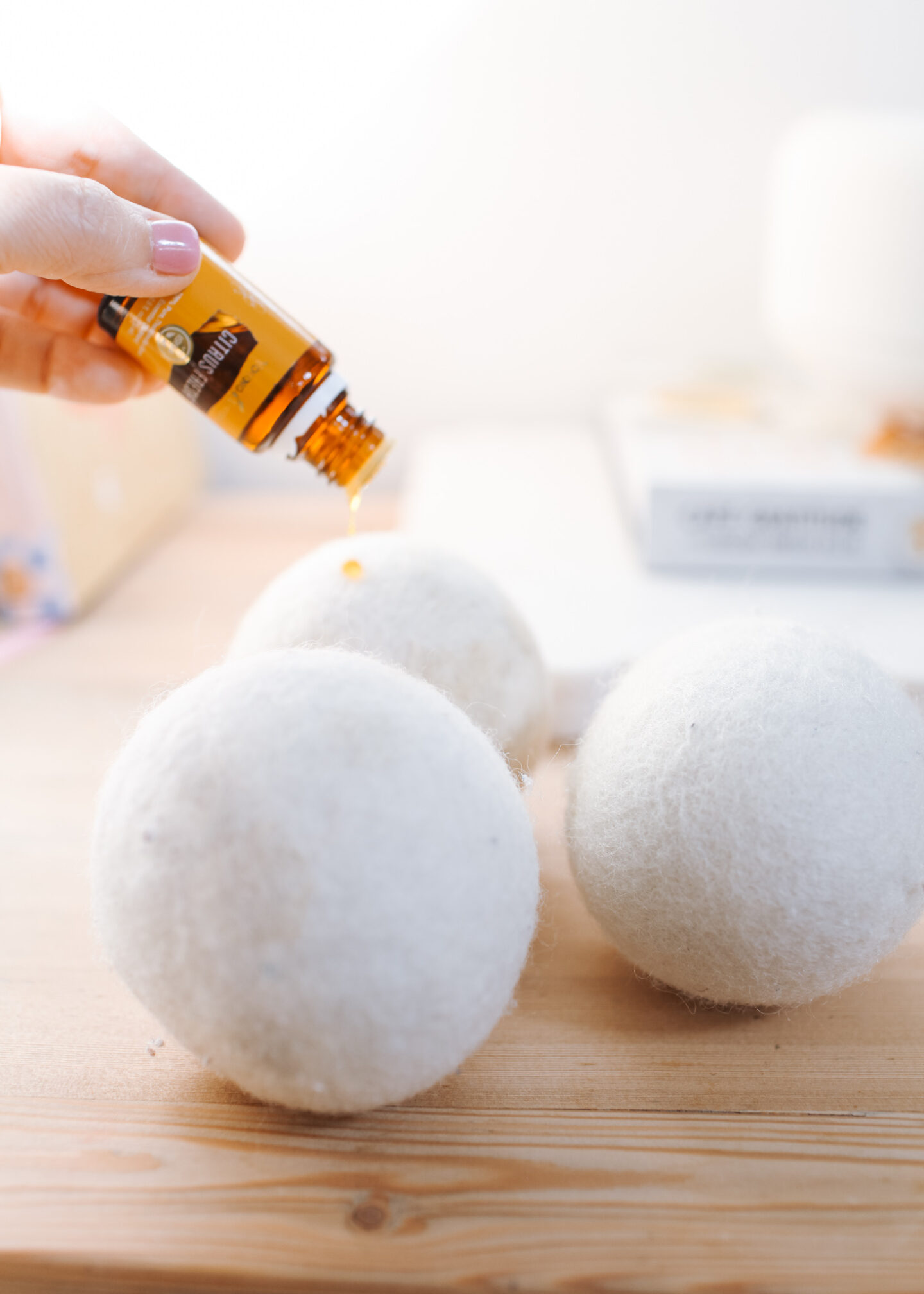 wool dryer balls with essential oils